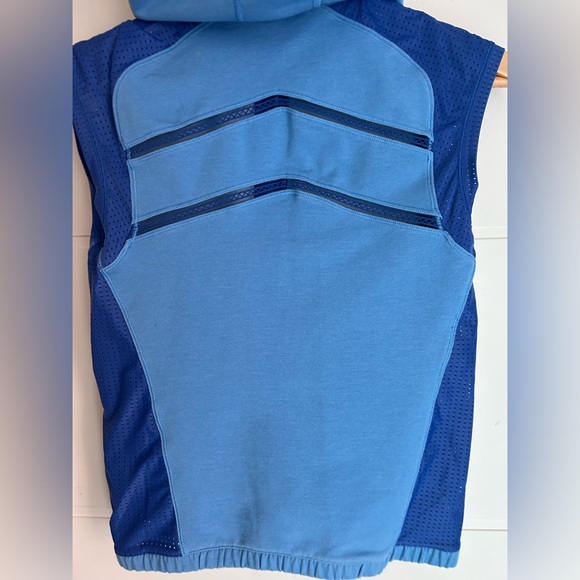 IVIVVA girls size 8 blue vest jacket - Picture 3 of 5